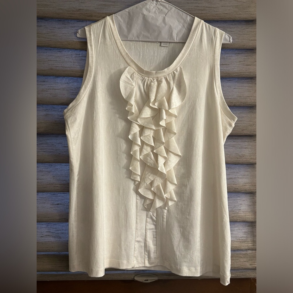 Ruffled front sleeves top
